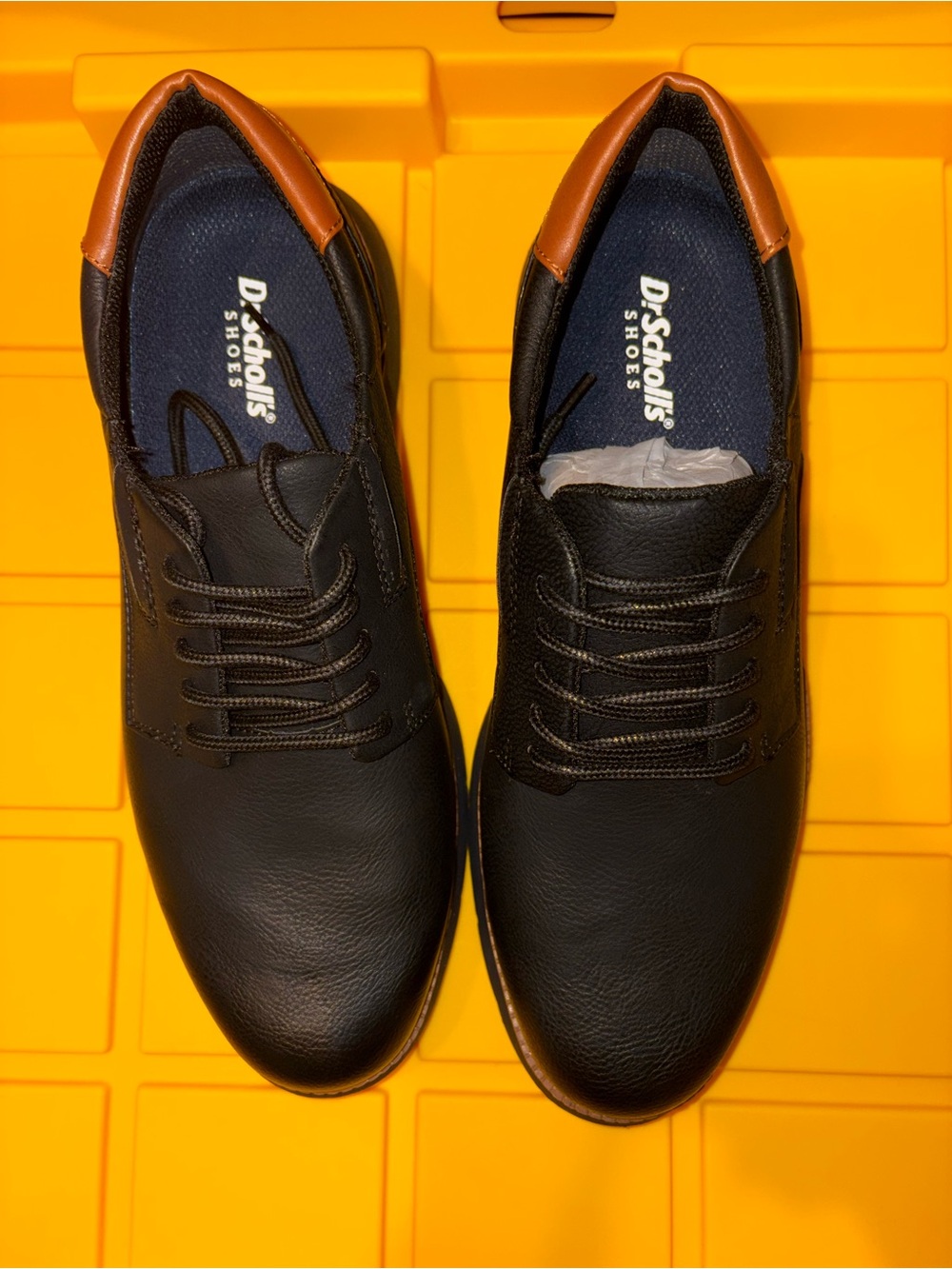 New Dr. Scholl's Synergy Black Oxfords
